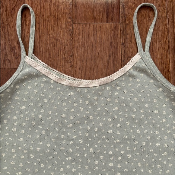 Brandy Melville SKYLAR EYELET TANK pastel green floral - Picture 4 of 5